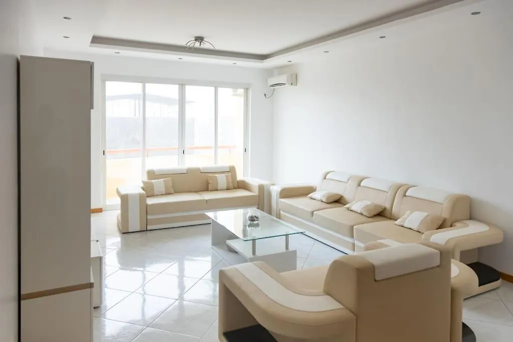 公寓 3 Bedroom Apt, Exterior Pool , Cidadela - Lcgr 普拉亚 佛得角